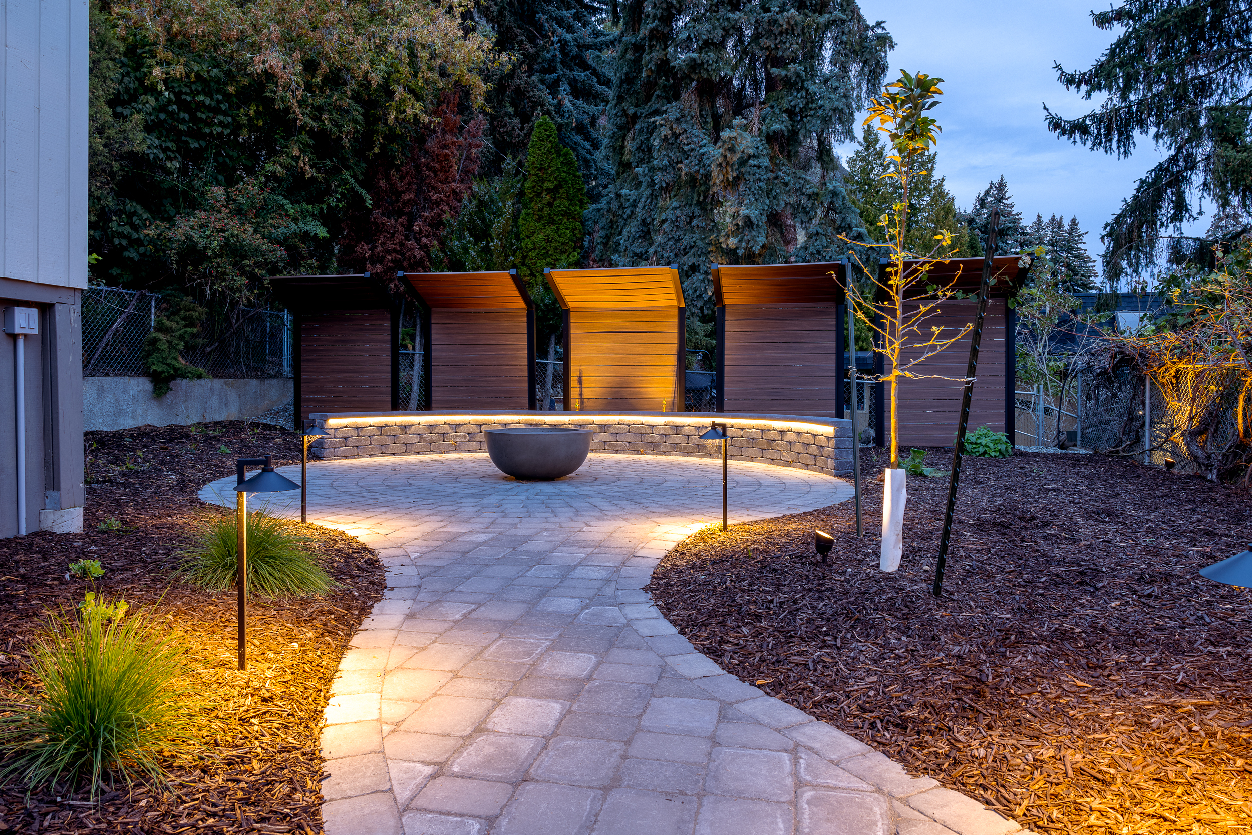 Path & Garden Accent Lighting